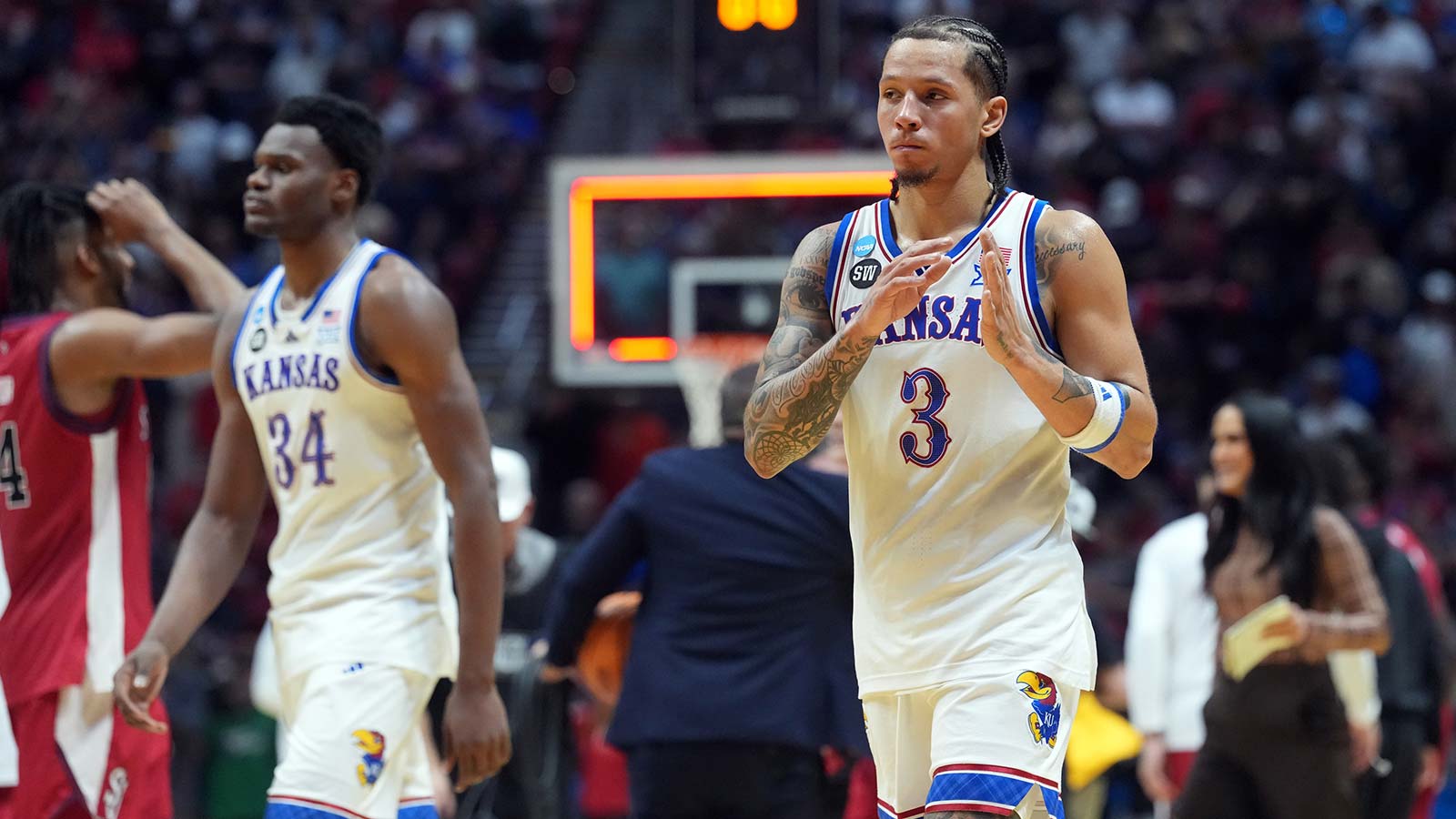 Kansas Jayhawks fans in shambles after heartbreaking loss to St. John’s