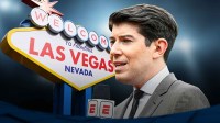 Jeff Passan next to the Welcome to Fabulous Las Vegas sign