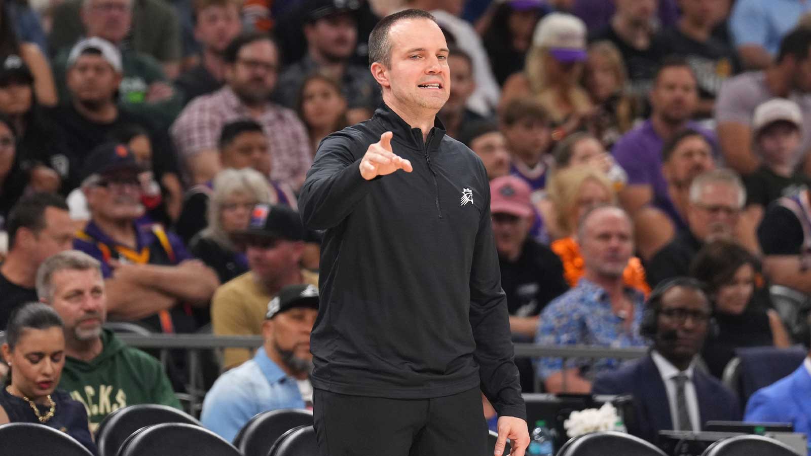 Phoenix Suns head coach Jordan Ott reacts against the Milwaukee Bucks during the first half at Mortgage Matchup Center