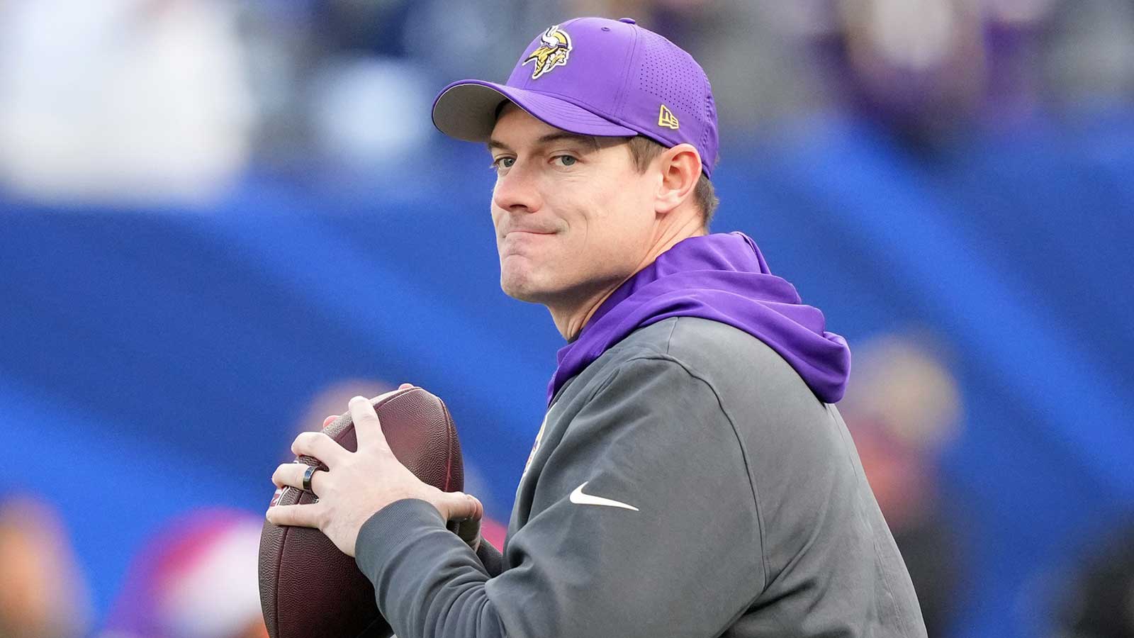Minnesota Vikings head coach Kevin O'Connell before the game at MetLife Stadium.