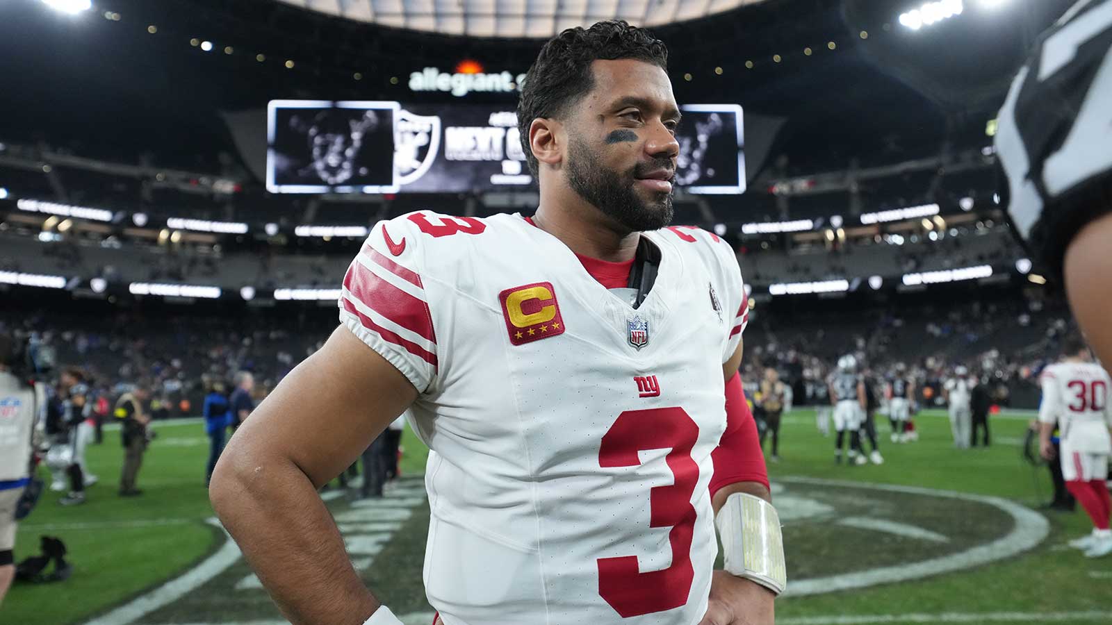 Russell Wilson gives son Future first college tour