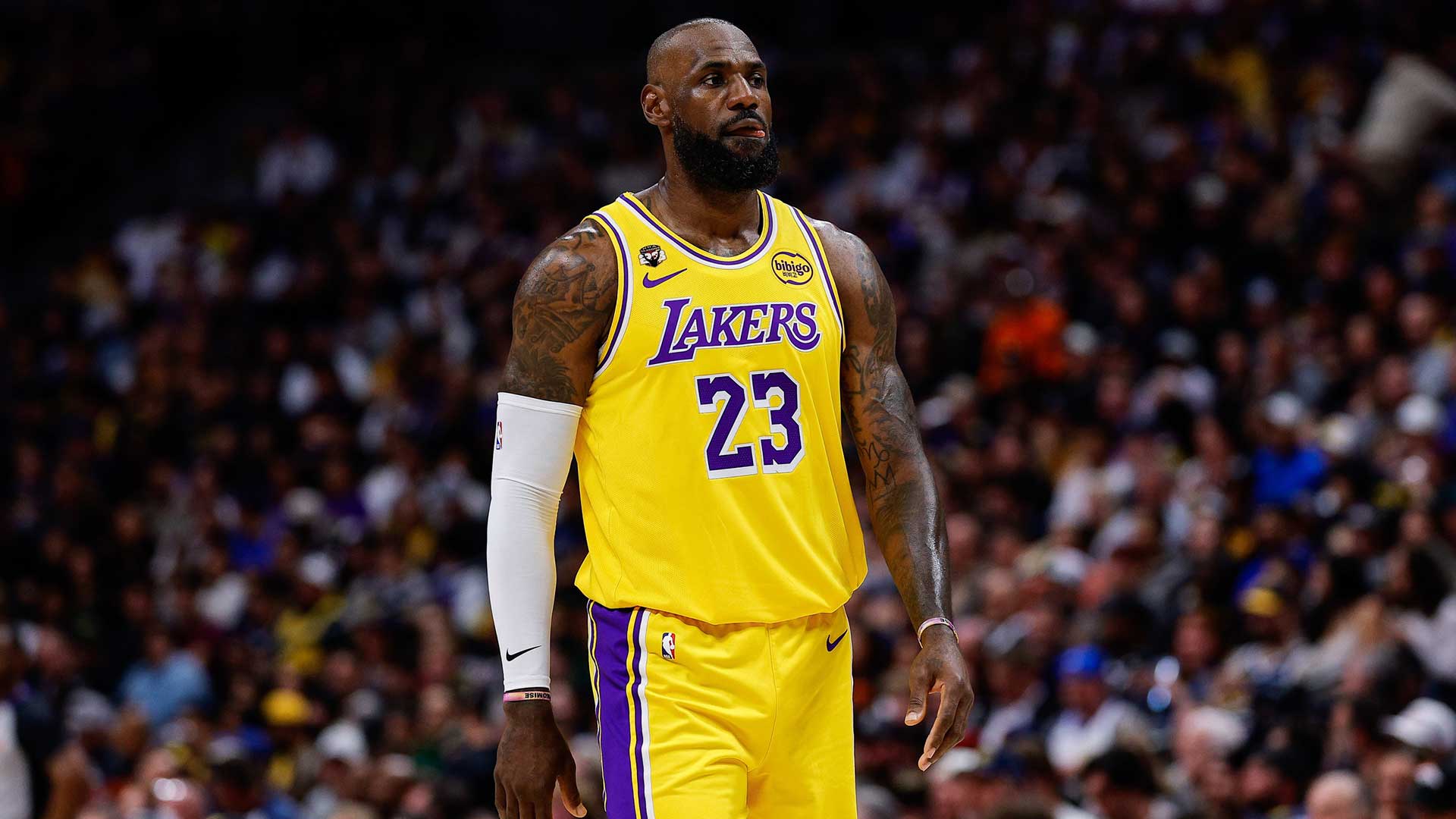 Lakers’ LeBron James shares wholesome reaction to breaking all-time field goals made record