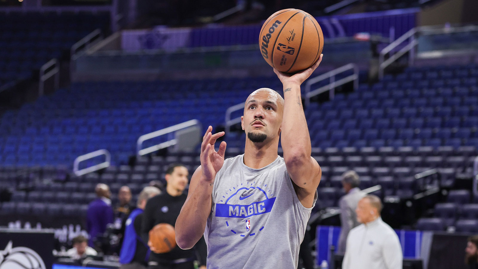 © Mike Watters-Imagn Images