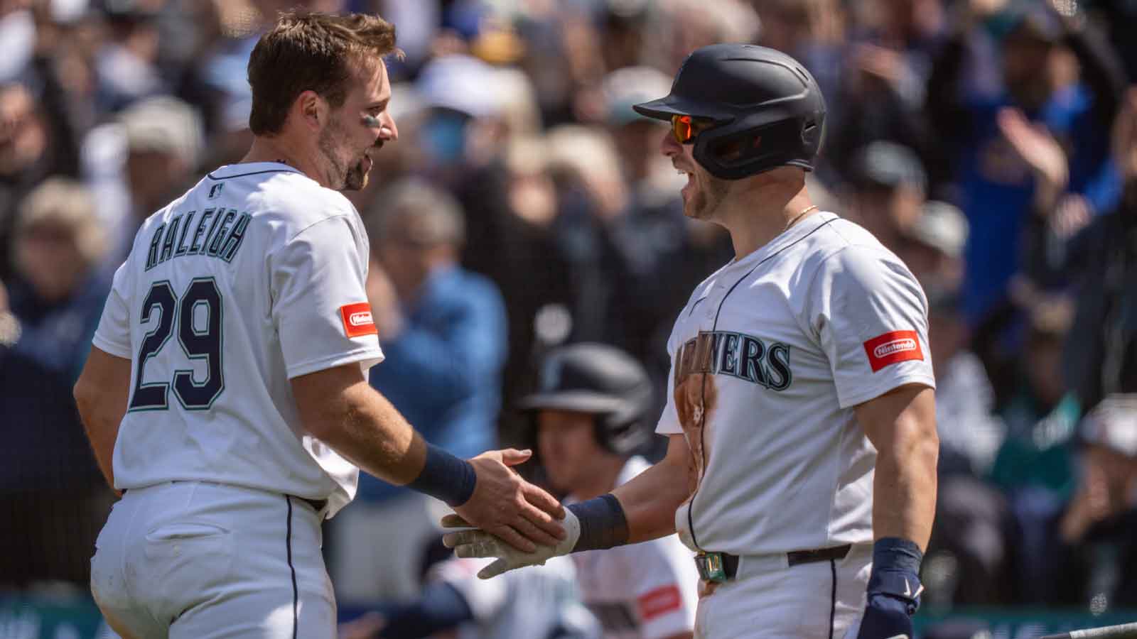 Mariners’ Cal Raleigh gets heartwarming praise from Mitch Garver before Opening Day
