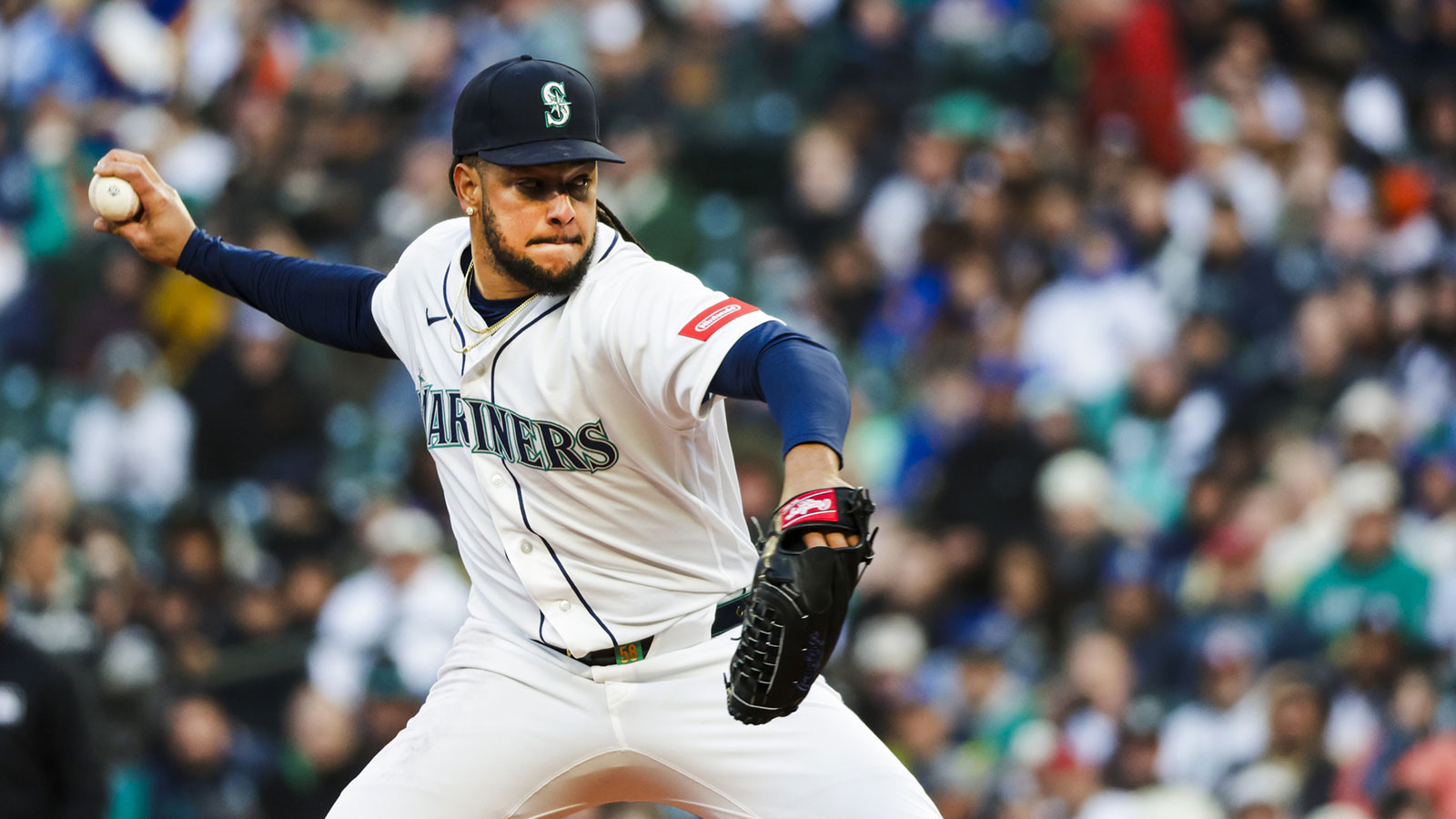 Watch Mariners’ Luis Castillo reach incredible milestone at Aaron Judge’s expense