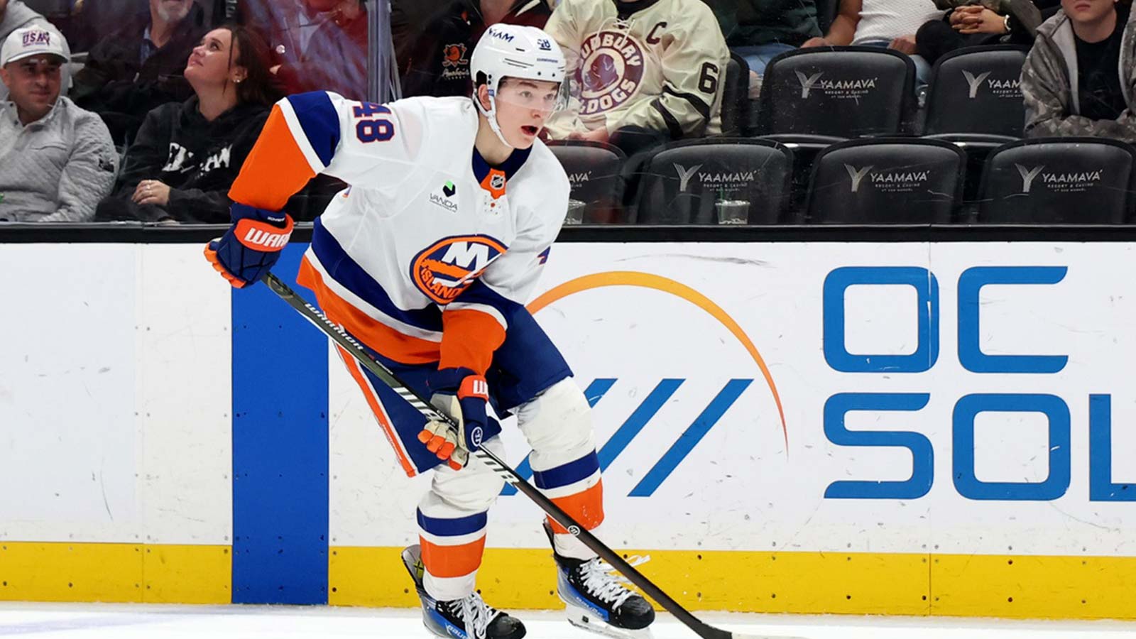 Wayne Gretzky makes Hart Trophy case for Islanders’ Matthew Schaefer
