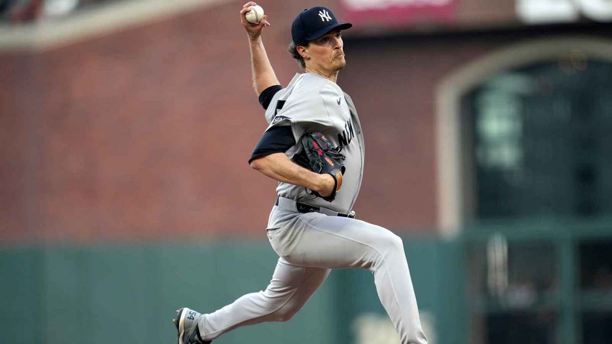New York Yankees pitcher Max Fried (54) delivers a pitch against the San Francisco Giants in the fourth inning at Oracle Park.