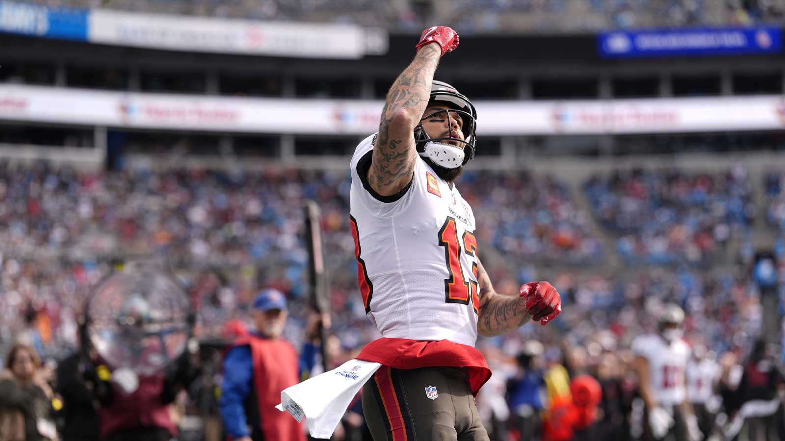 Mike Evans sends ‘forever grateful’ message to Buccaneers fans
