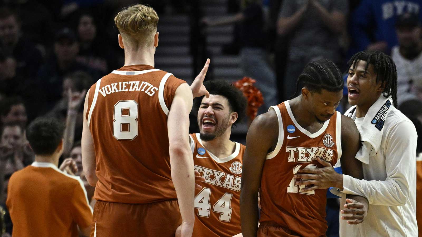 Texas basketball weather AJ Dybantsa onslaught to book 2nd round ticket