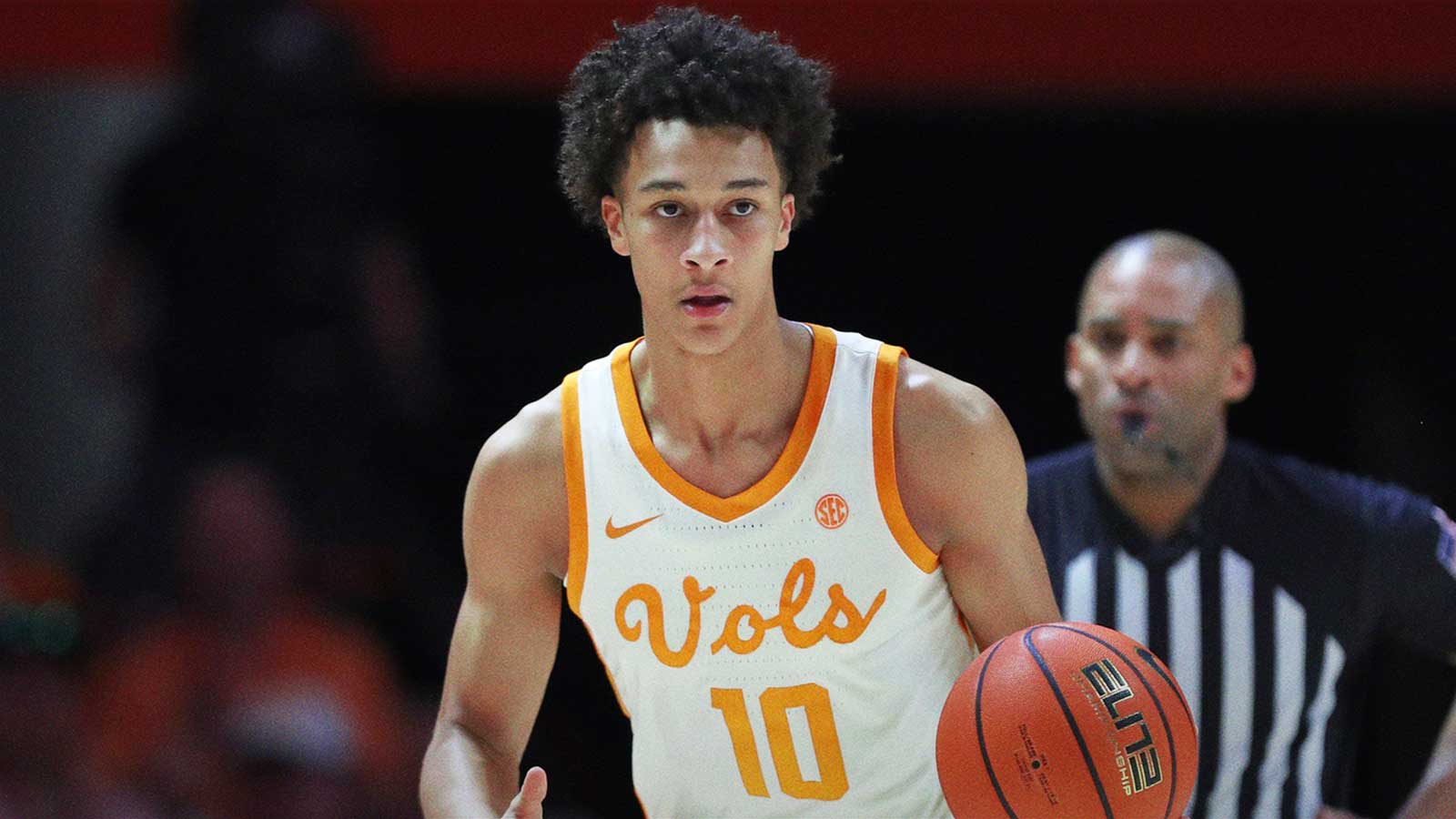 Tennessee down star freshman forward for Vanderbilt clash
