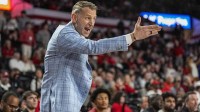Alabama Crimson Tide head coach Nate Oats reacts during the game against the Georgia Bulldogs during the first half at Stegeman Coliseum.