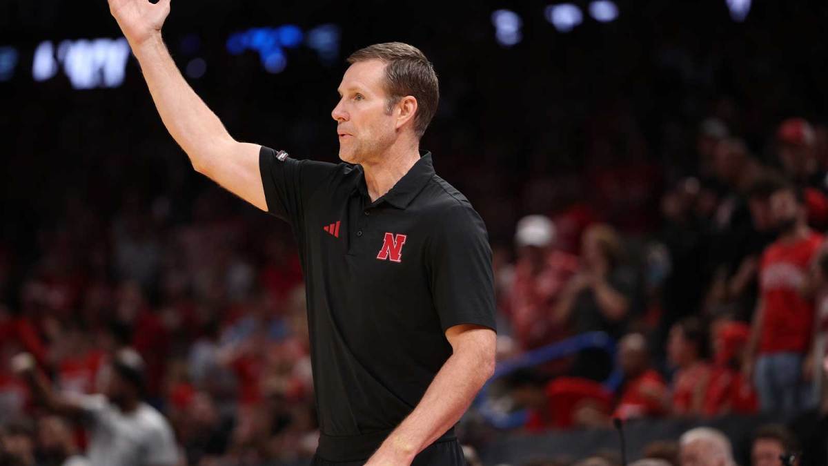 Fred Hoiberg reacts as Nebraska basketball stuns Vanderbilt in March Madness, earning a Sweet Sixteen spot with a last-second win.