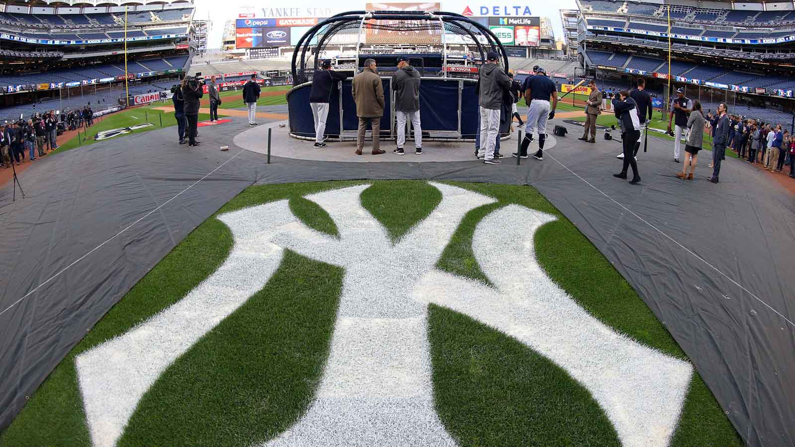 https://wp.clutchpoints.com/wp-content/uploads/2026/03/New-York-Yankees-logo.jpg