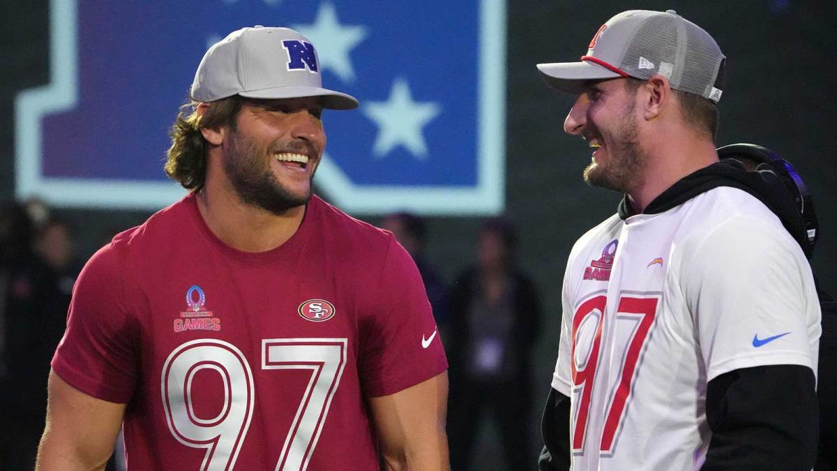 NFC defensive end Nick Bosa of the San Francisco 49ers (left) with brother and AFC linebacker Joey Bosa during the Pro Bowl Skills Challenge at Nicholson Fieldhouse.