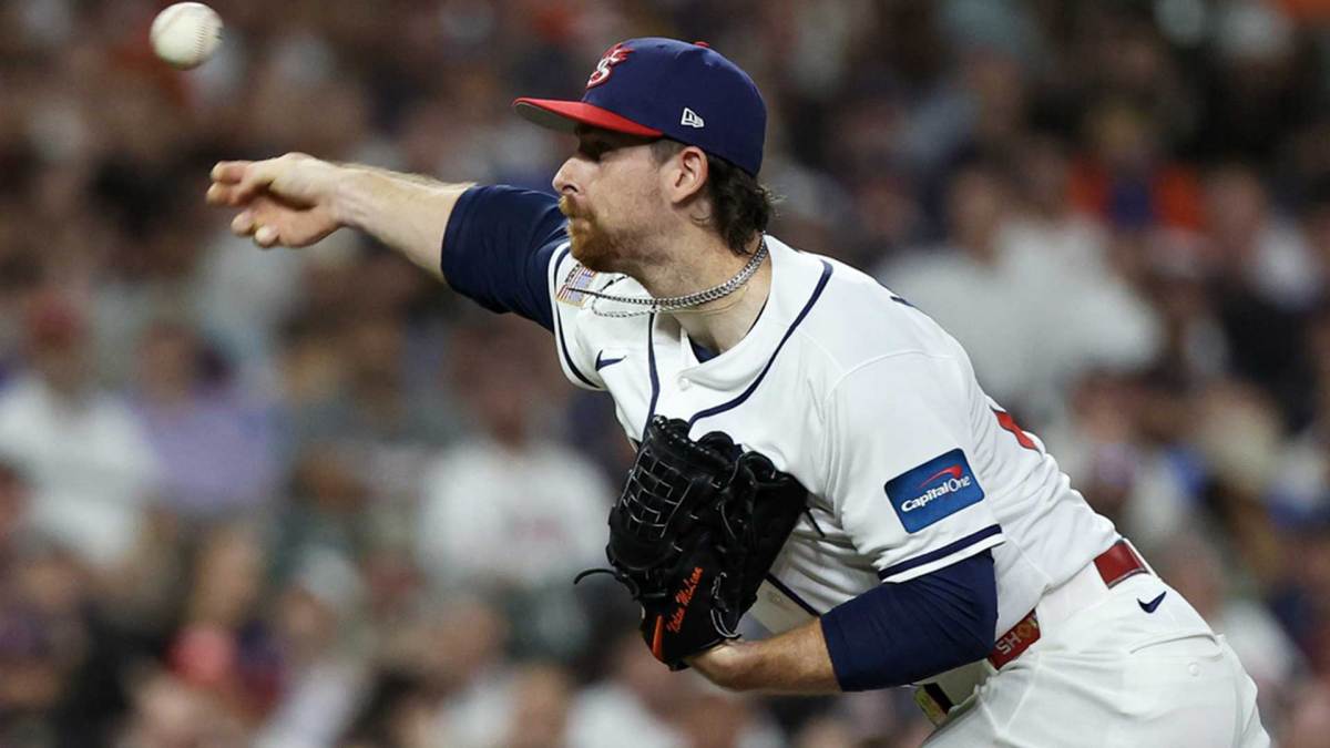 United States starting pitcher Nolan McLean (26) pitches against Italy in the first inning at Daikin Park.
