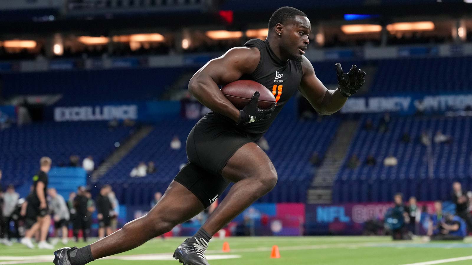 Why Commanders must target RB star in NFL Draft after Rachaad White, Jerome Ford moves