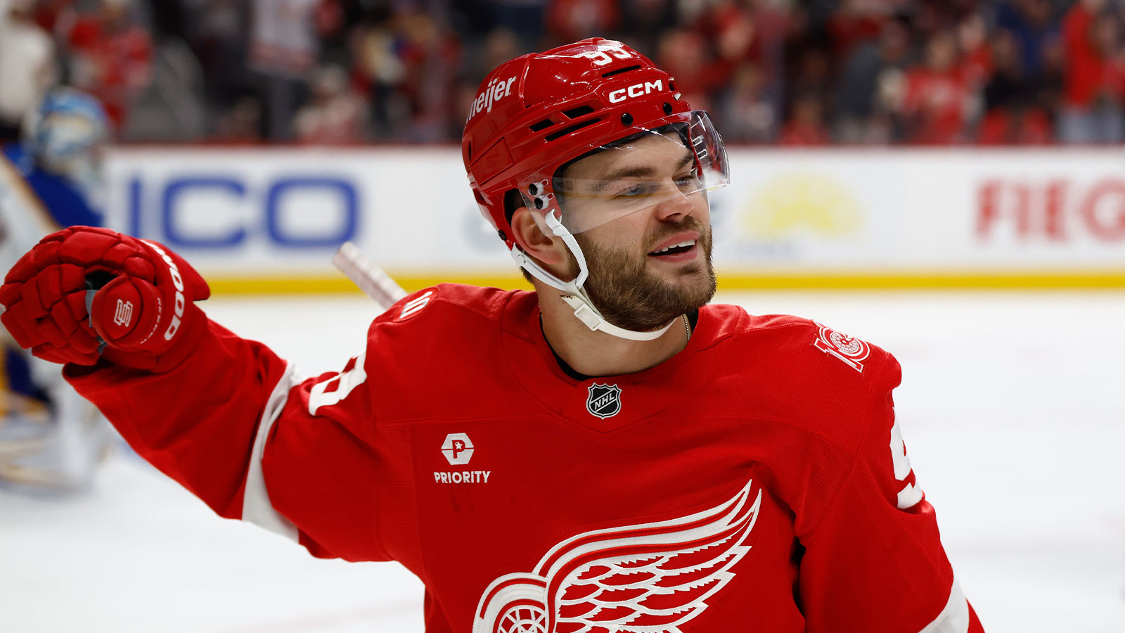 Red Wings’ Alex DeBrincat joins exclusive elite club after crucial Sabres win