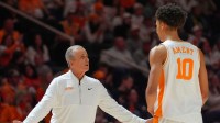 Tennessee coach Rick Barnes talks to Tennessee forward Nate Ament (10) during a NCAA basketball game between the Tennessee Volunteers and Auburn Tigers at Thompson-Boling Arena at Food City Center in Knoxville, Tenn., on Jan. 31, 2026.