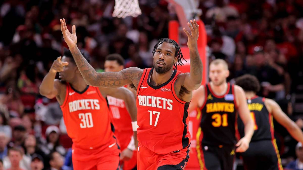 Tari Eason's slump continues as the Rockets forward snaps drought but mom still seeks help to fix shooting after 21 straight missed threes.