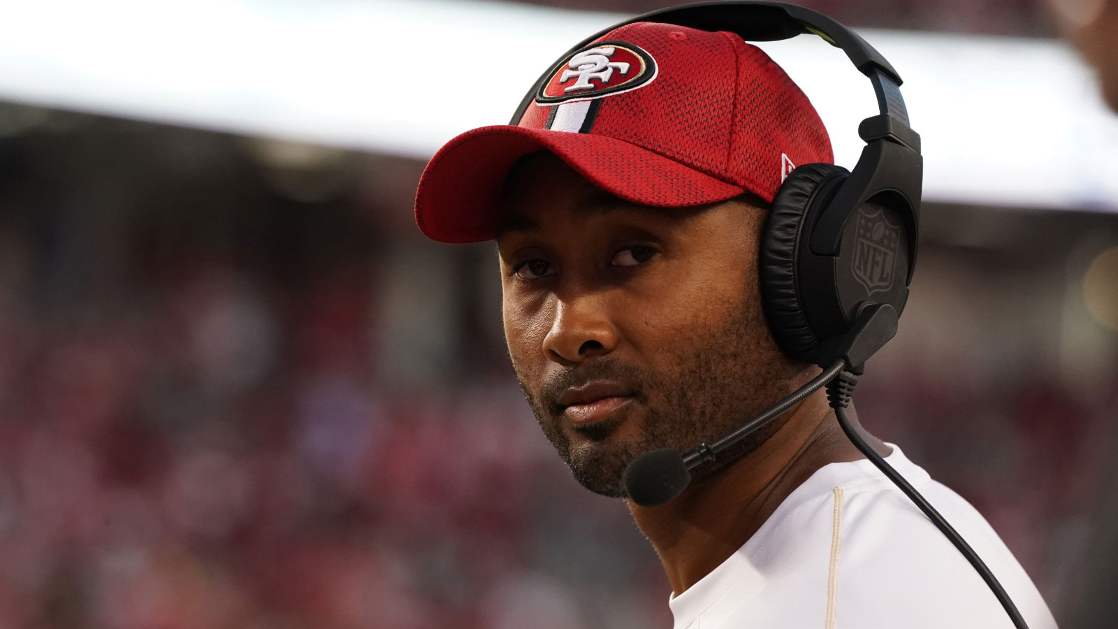 Why Robert Saleh did not bring 49ers’ LB coach KJ Wright with him to the Titans