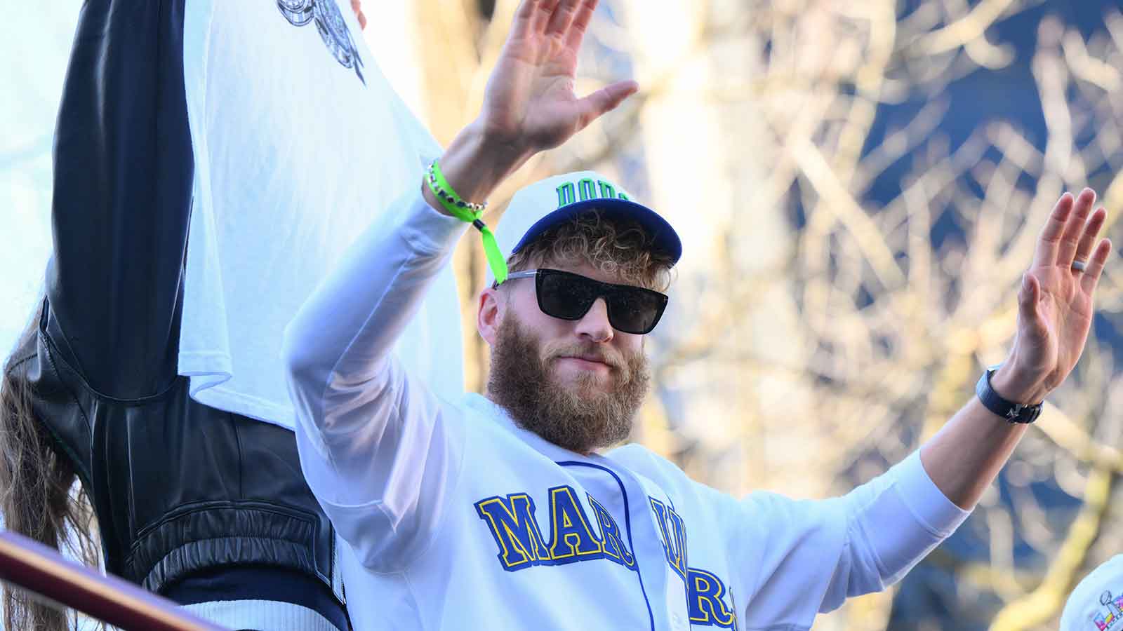 Seahawks WR Cooper Kupp has awesome reaction to brother’s new NFL job