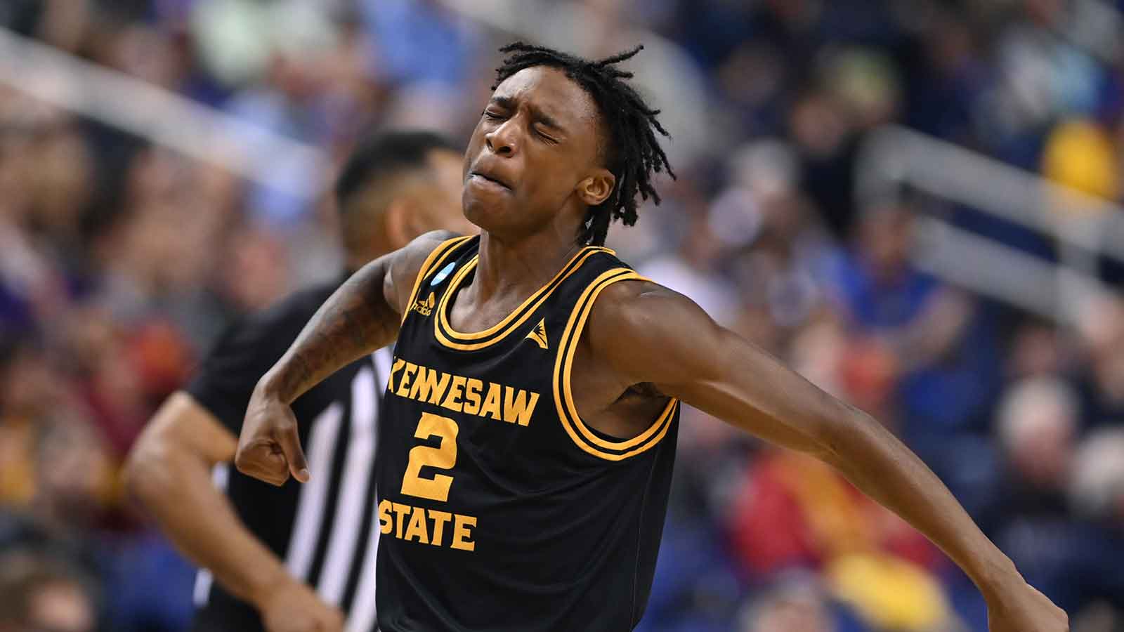 Kennesaw State Owls guard Simeon Cottle (2) reacts after a basket against the Xavier Musketeers during the first half at Greensboro Coliseum.