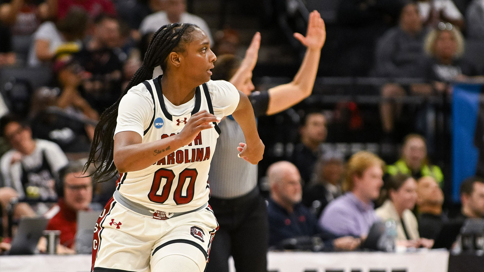 South Carolina women’s basketball coach Dawn Staley’s got jokes for Ta’Niya Latson after Sweet 16 explosion