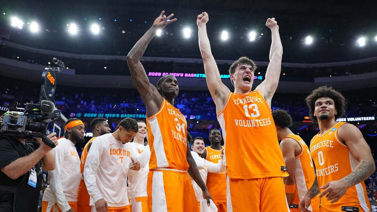 Tennessee Volunteers forward J.P. Estrella (13) reacts after defeating the Virginia Cavaliers during a second round game of the men's 2026 NCAA Tournament at Xfinity Mobile Arena.