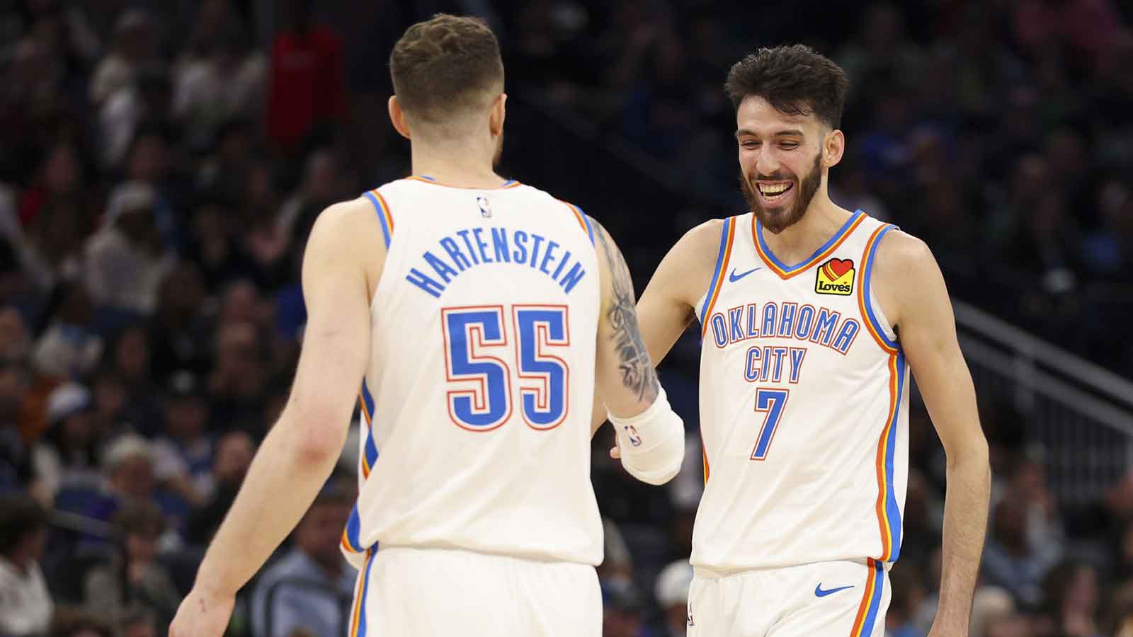 Thunder clinches playoff berth with win over Magic