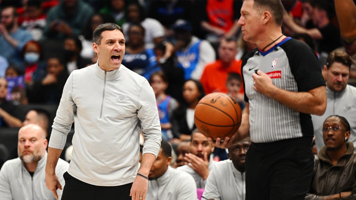Thunder Head Coach Mark Daigneault reacts against the Washington Wizards during the second half at Capital One Arena