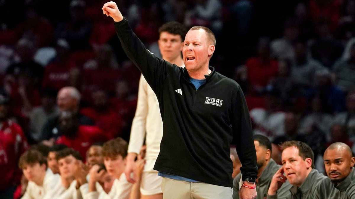 Miami (OH) RedHawks head coach Travis Steele communicates with players in the first half of a NCAA men’s basketball game between the Miami Redhawks and Toledo Rockets, Tuesday, March 3, 2026, at Millett Hall in Oxford, Oh.