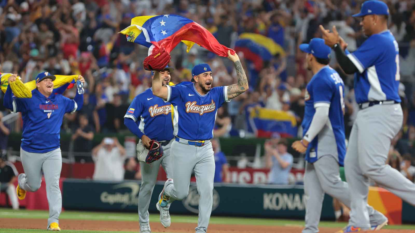 Venezuela’s World Baseball Classic semis win vs. Italy sparks wild fan reactions