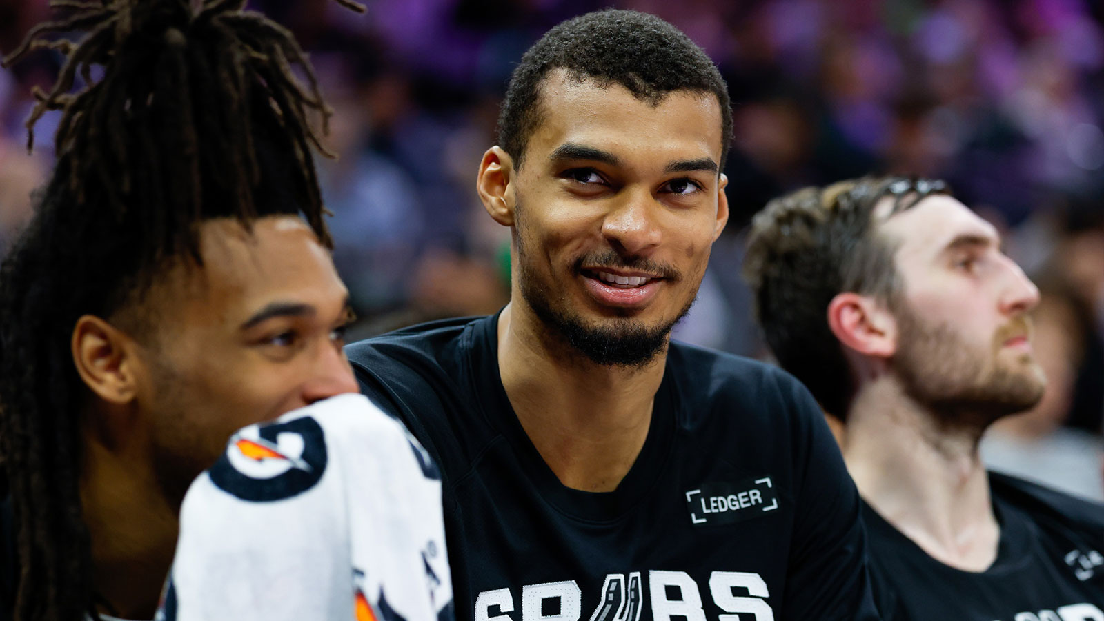 San Antonio Spurs forward Victor Wembanyama (1) reacts on the bench during the fourth quarter against the San Antonio Spurs at Golden 1 Center. 