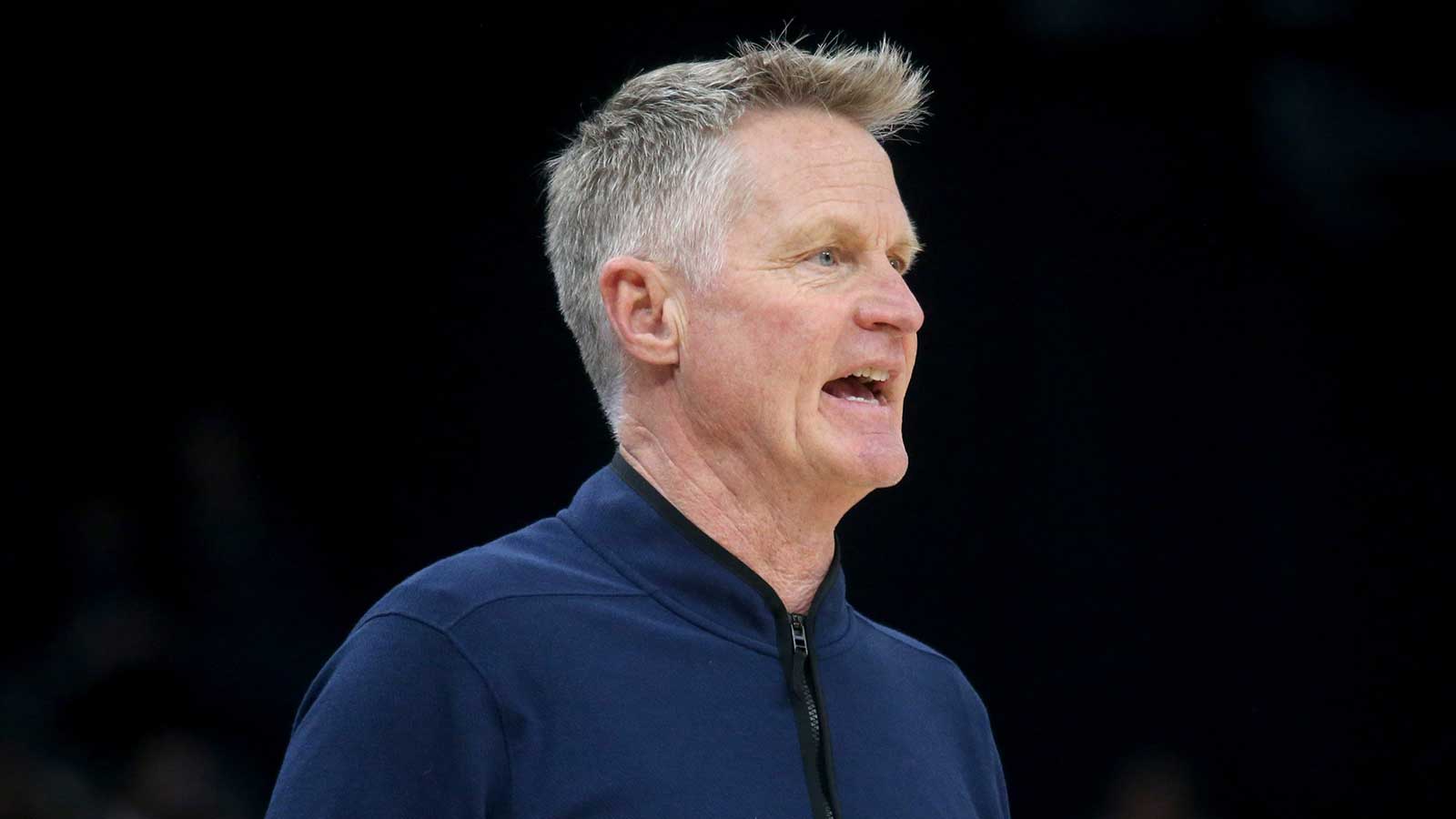 Warriors head coach Steve Kerr looks on during the first quarter against the Memphis Grizzlies at FedExForum
