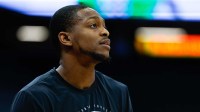 San Antonio Spurs guard De'aaron Fox (4) during warms up before the game against the Sacramento Kings at Golden 1 Center.