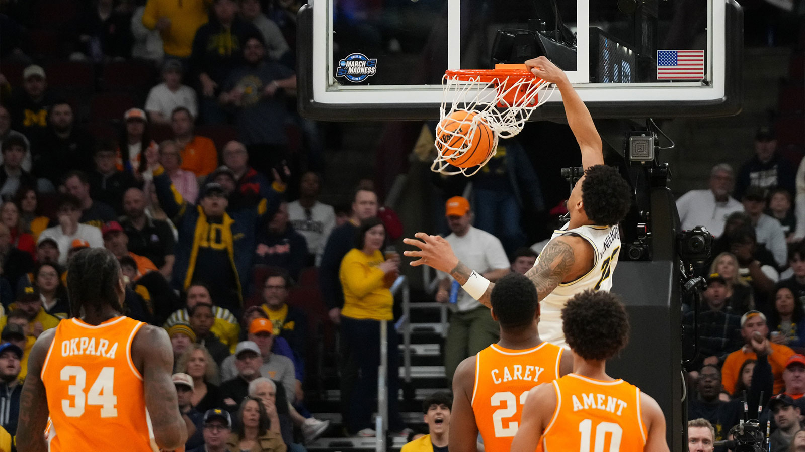 Tennessee Volunteers most to blame for Elite Eight loss to Michigan