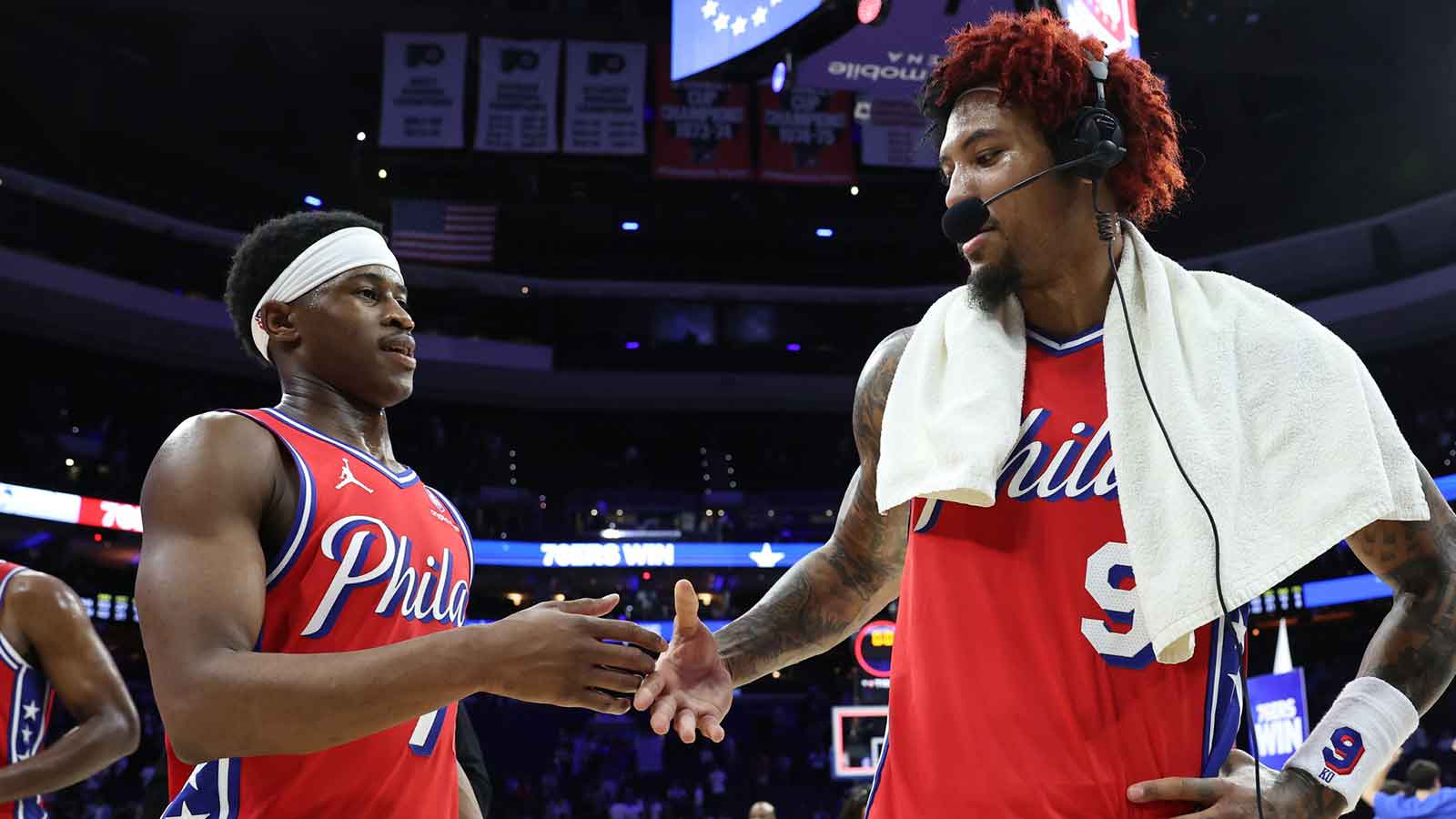 https://wp.clutchpoints.com/wp-content/uploads/2026/04/76ers-Kelly-Oubre-Jr.-VJ-Edgecombe.jpg