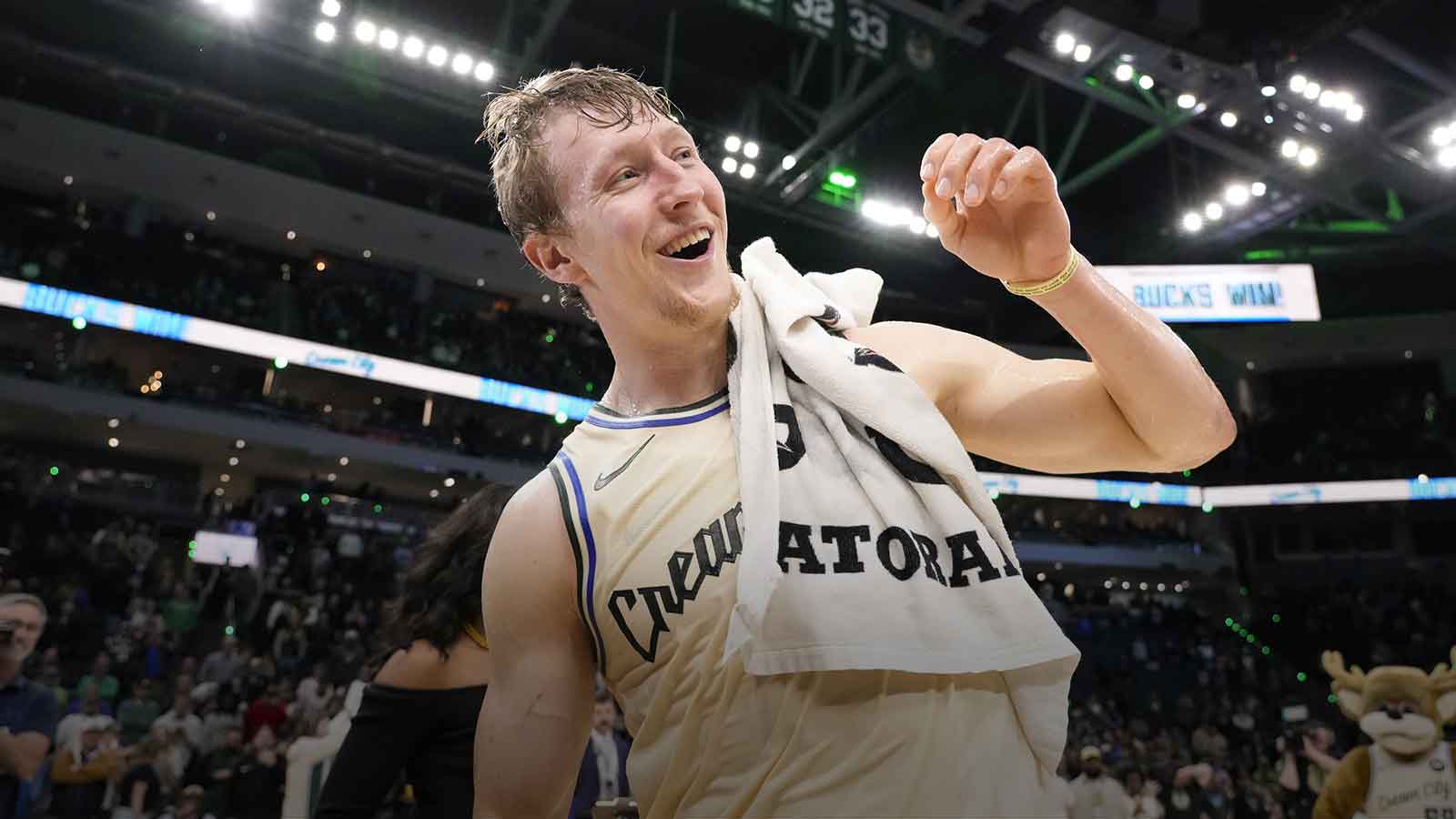 AJ Green passes Damian Lillard in Bucks history