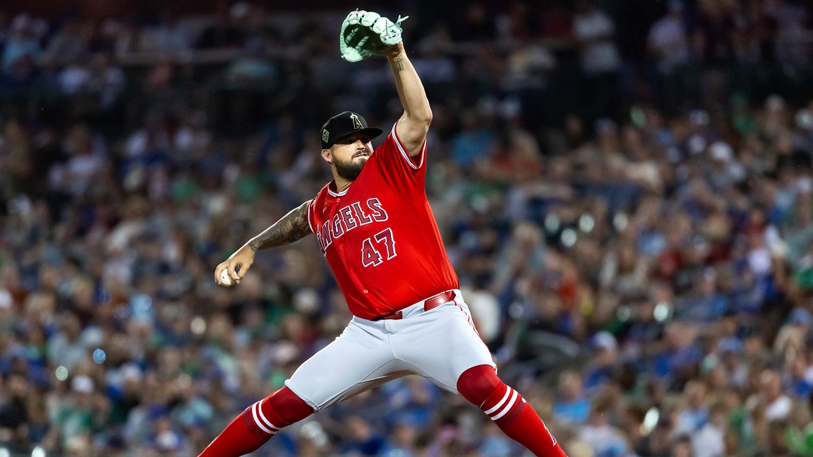 Angels’ manager Kurt Suzuki shares crucial Alek Manoah injury update before Blue Jays game