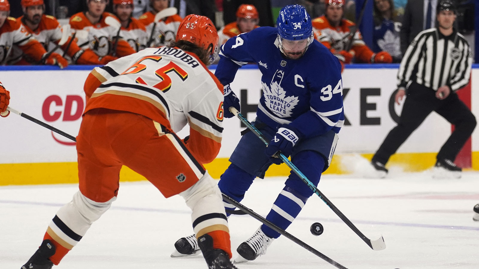 Maple Leafs’ Auston Matthews keeps it cryptic on future after disaster season