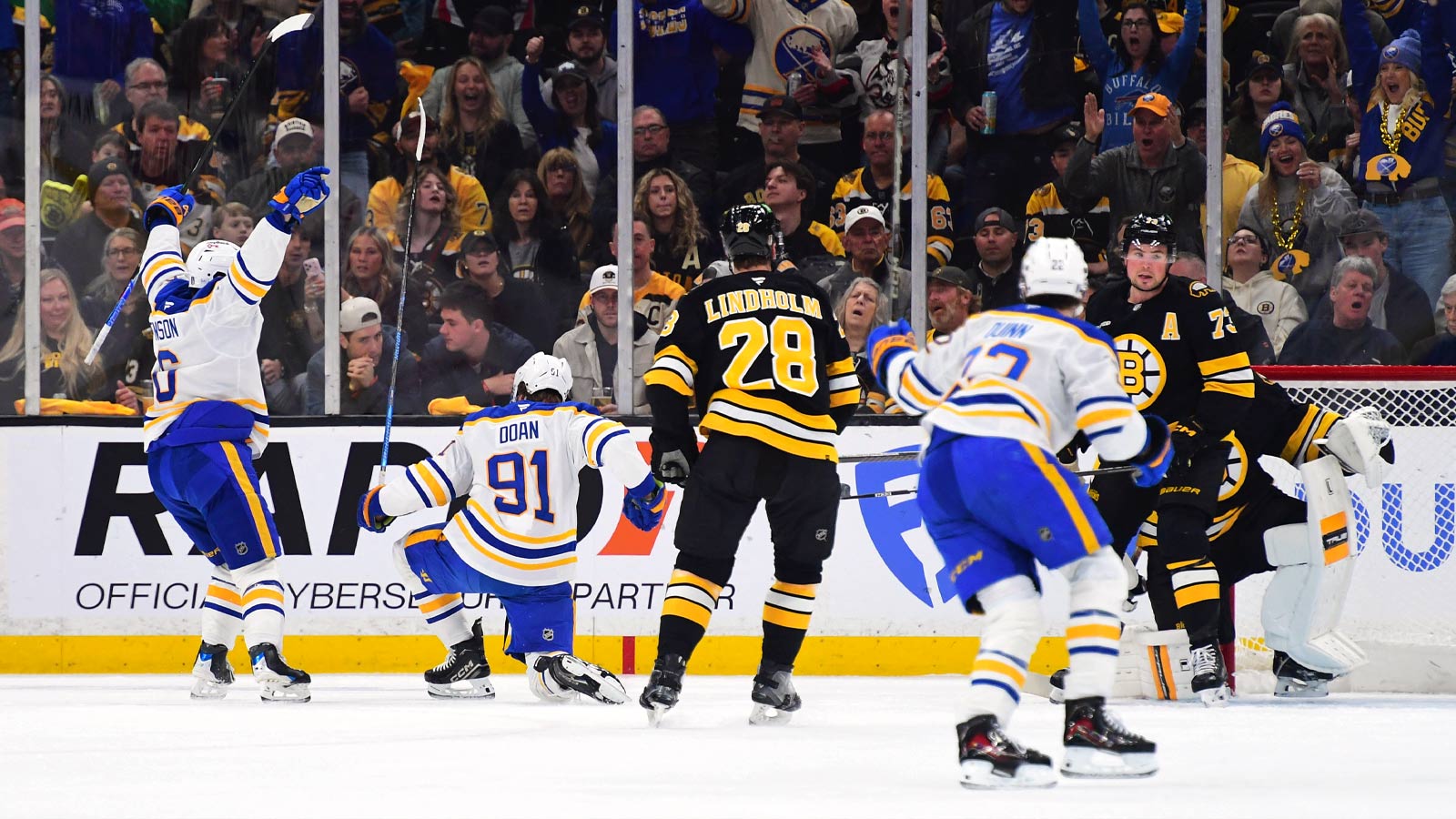 Dave Portnoy says what all Bruins fans are thinking after disastrous Game 4 start vs. Sabres