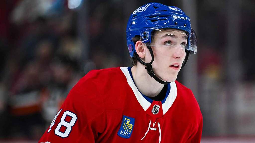Montreal Canadiens defenseman Lane Hutson (48) looks up at the scoreboard against the Detroit Red Wings during the second period at Bell Centre.