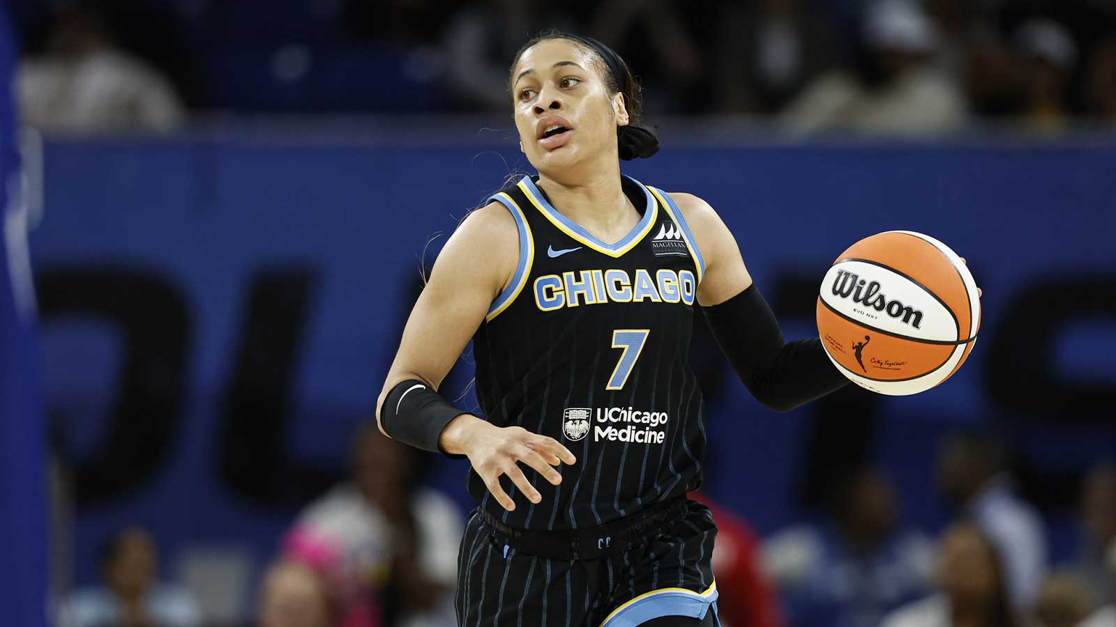 Aces signing Chennedy Carter will put Caitlin Clark on notice