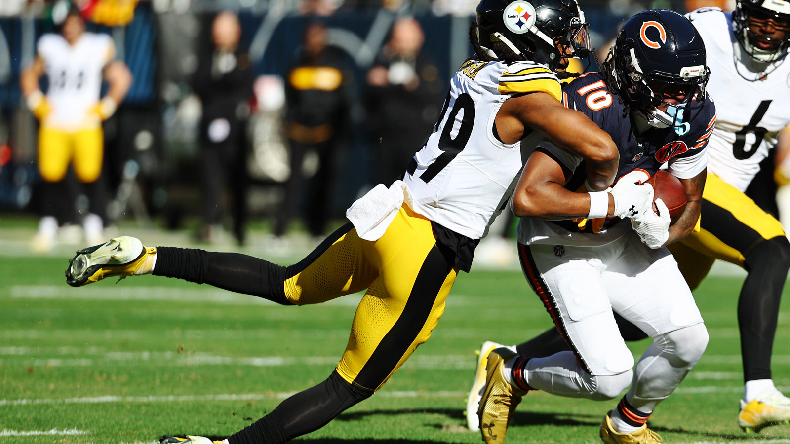 Credit: Mike Dinovo-Imagn Images