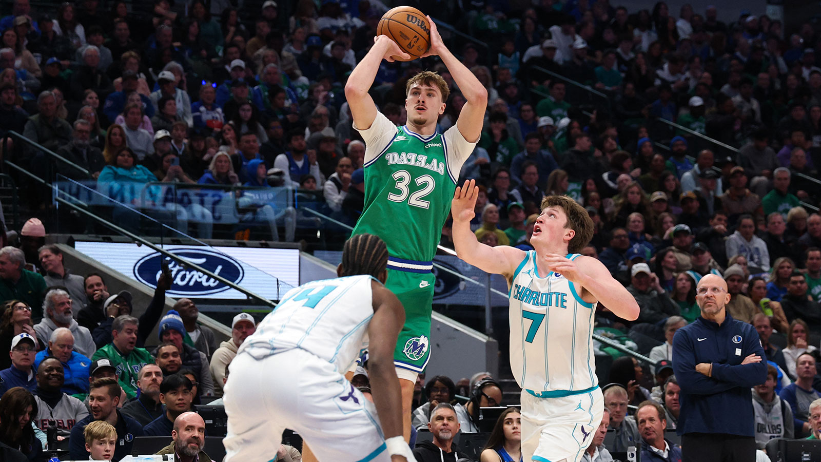 Mavericks’ Cooper Flagg beats out Kon Knueppel in heated Rookie of the Year race