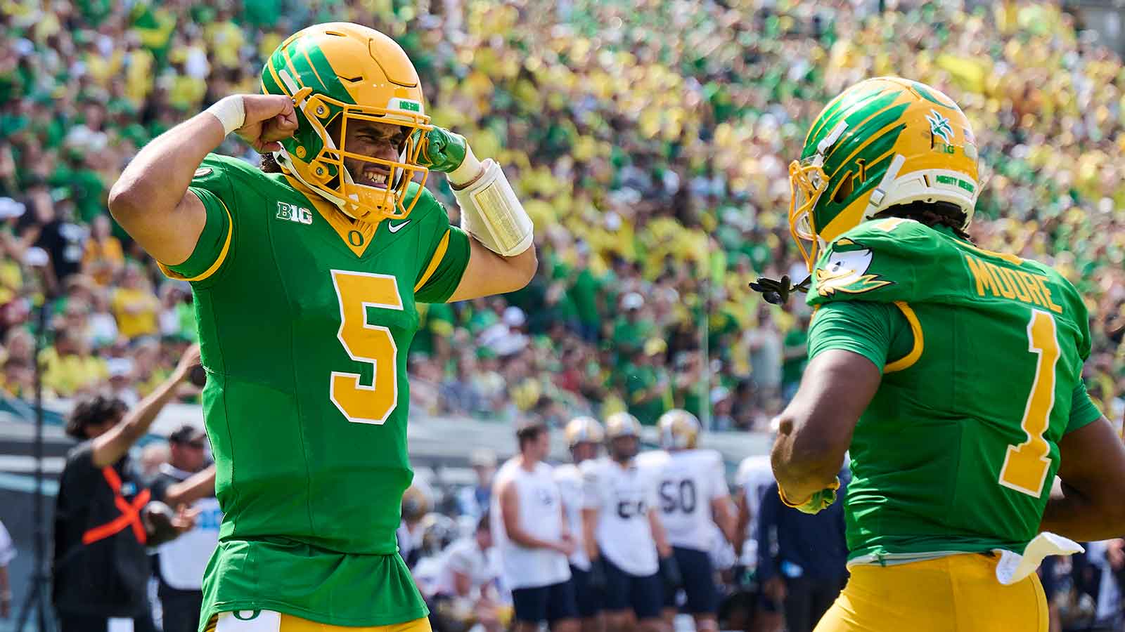 Big Ten coach drops ‘best roster’ take on Oregon after huge offseason