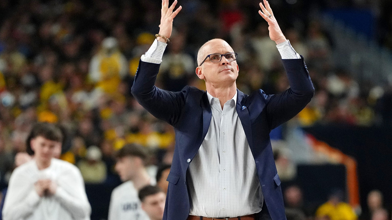 UConn’s Dan Hurley hits NBA draft hopefuls with reality check