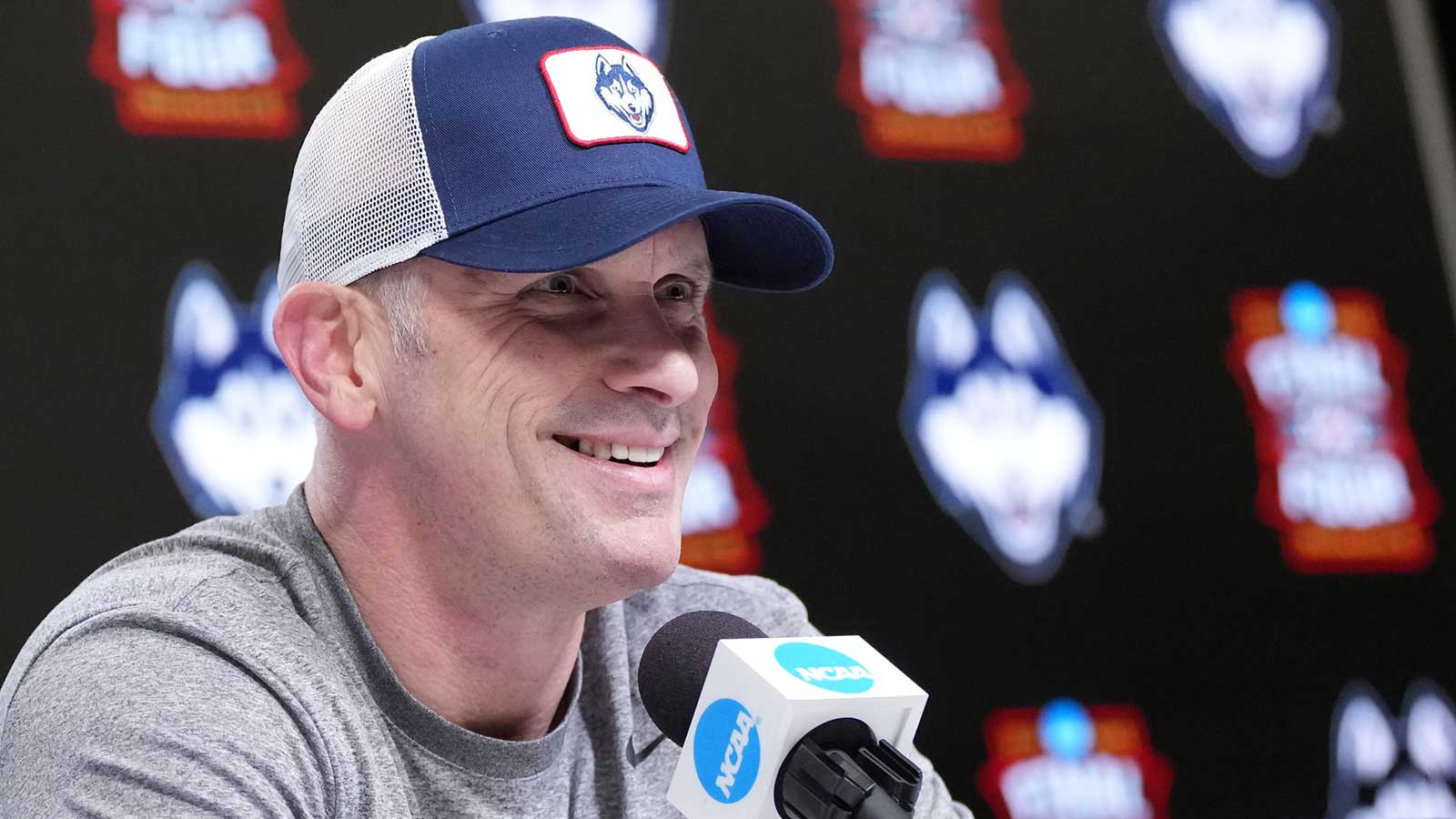 UConn basketball’s Dan Hurley shuts down North Carolina rumors while teasing NBA future
