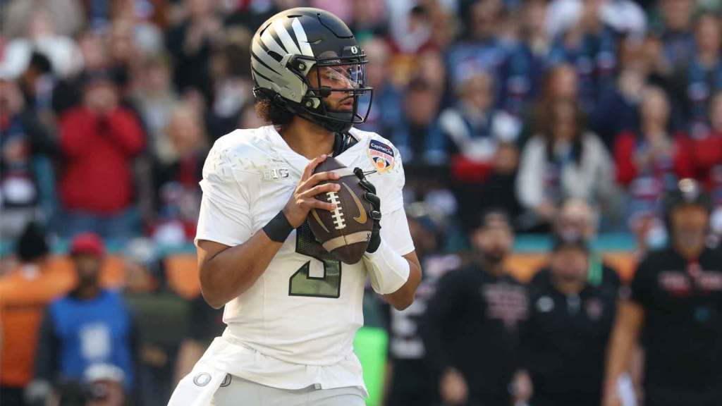 5 QBs go in 1st round of Dane Brugler’s way-too-early 2027 NFL mock draft