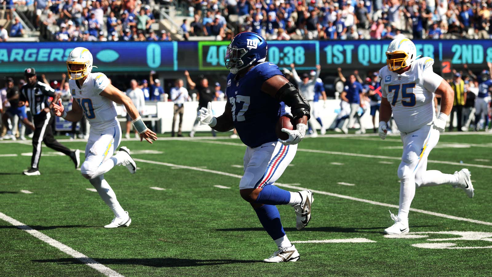 Bengals’ Dexter Lawrence gets ‘chills’ walking on Paycor Stadium field after trade